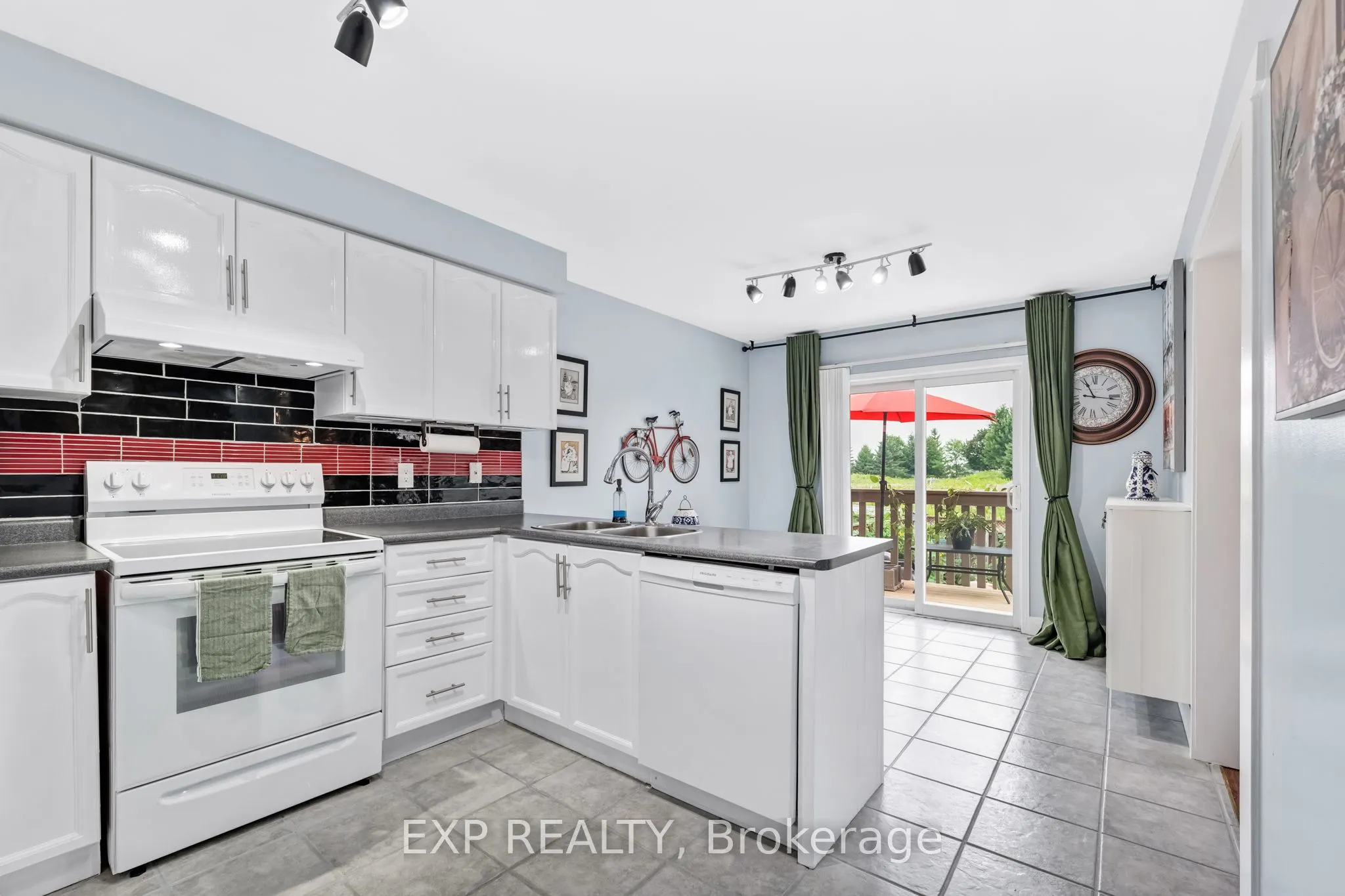 69 Clearmeadow Boulevard