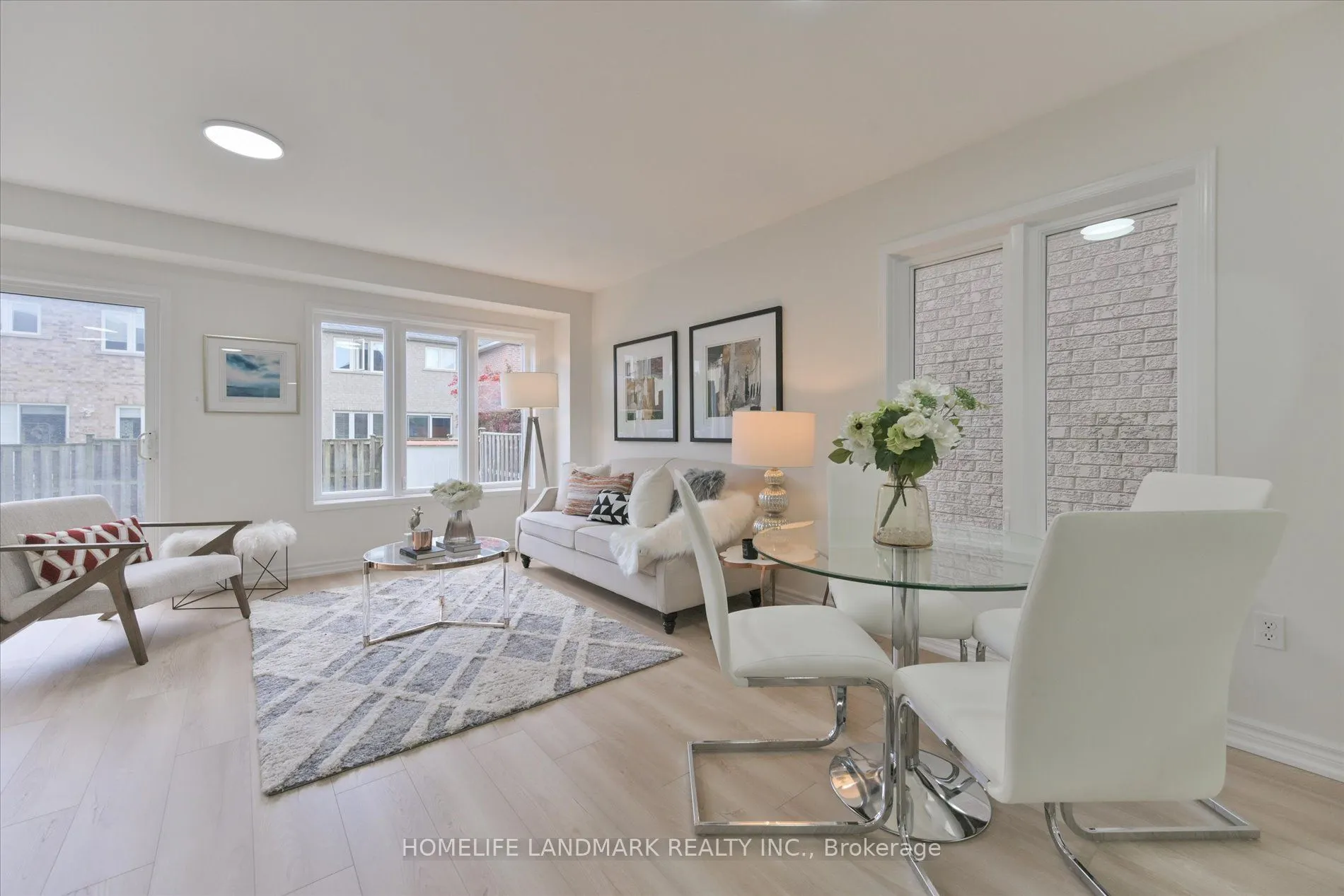 206 Venice Gate Drive