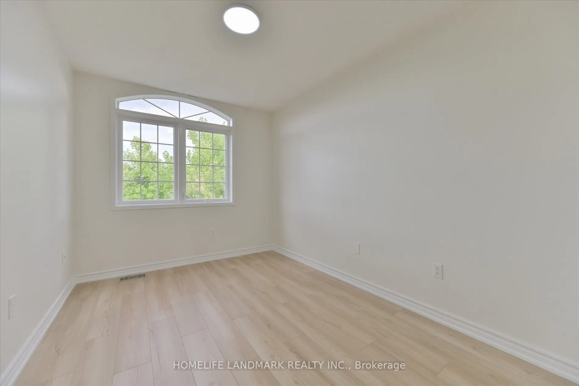 206 Venice Gate Drive