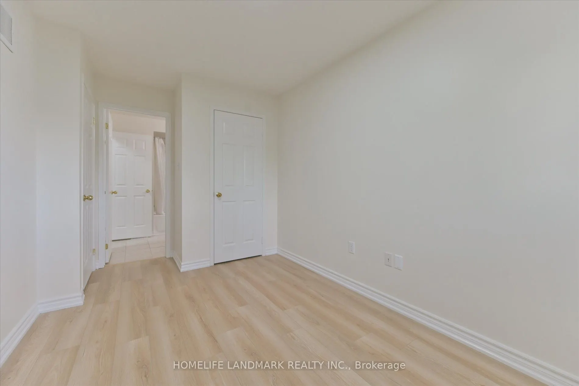 206 Venice Gate Drive