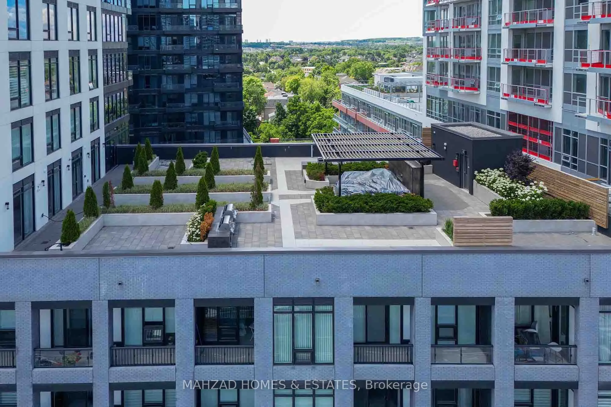 8886 yonge Street, #1806