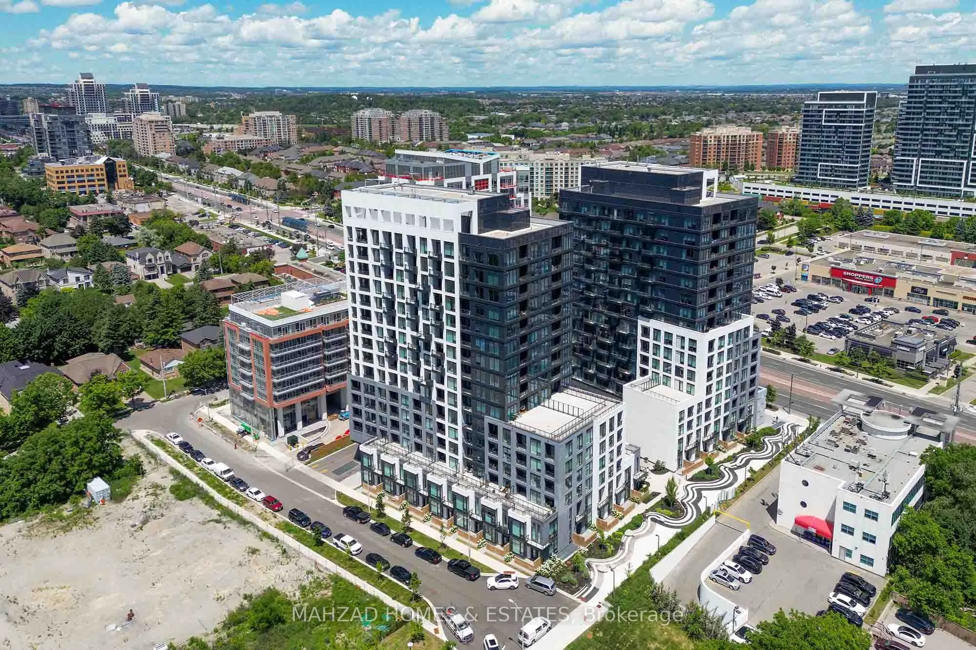 8886 yonge Street, #1806