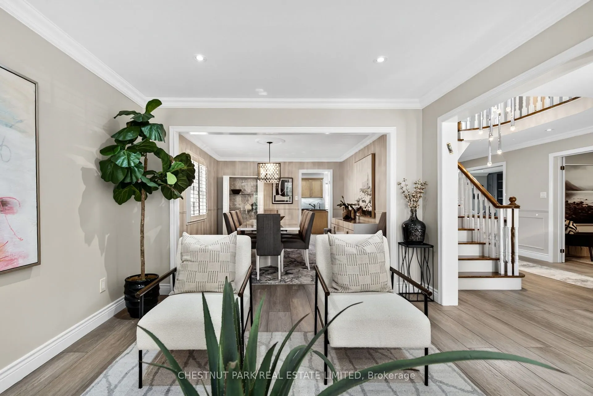 39 Newport Square