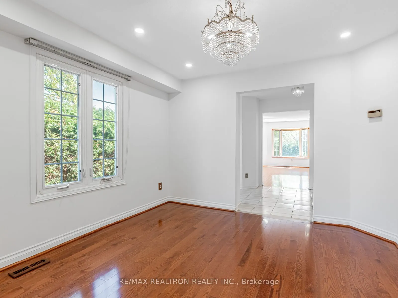 98 Rosedale Heights Drive