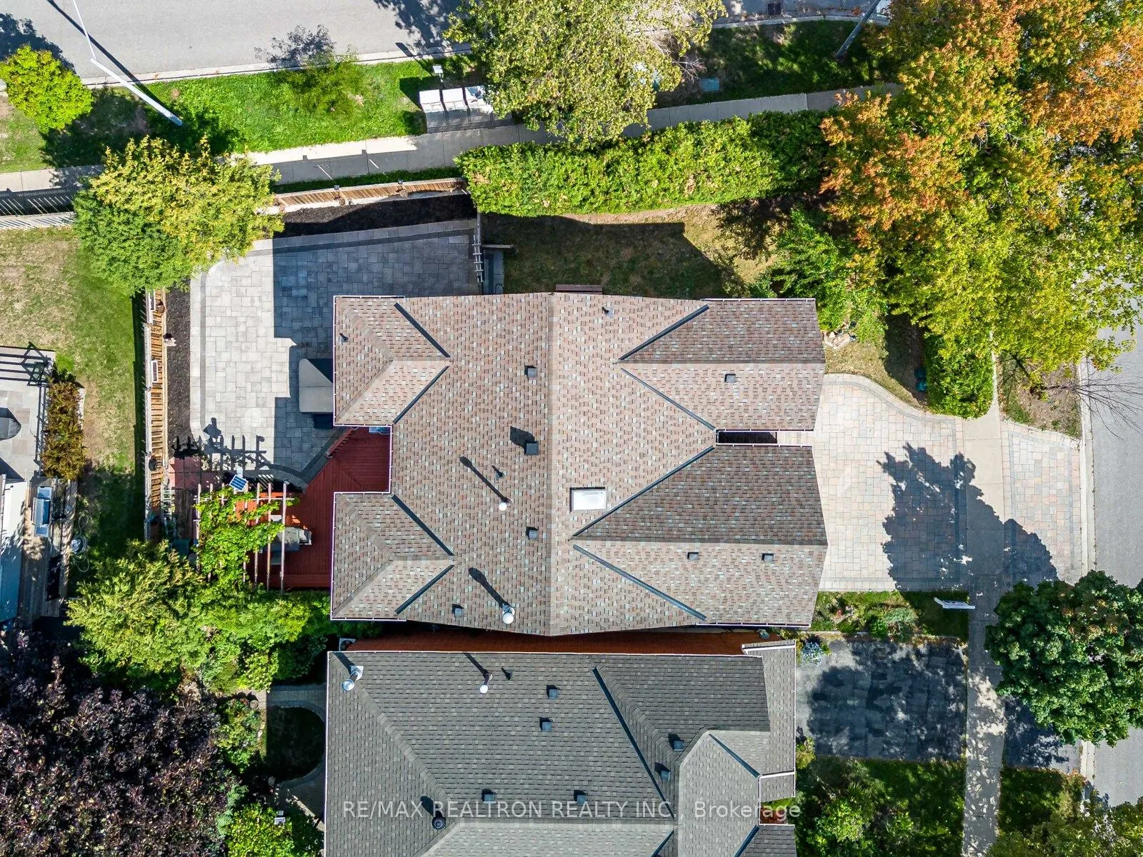 98 Rosedale Heights Drive