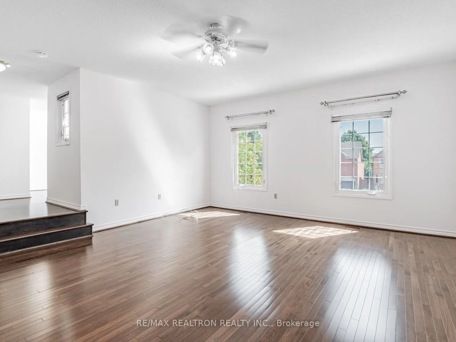 98 Rosedale Heights Drive