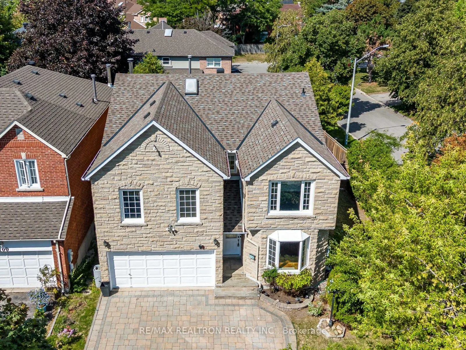 98 Rosedale Heights Drive