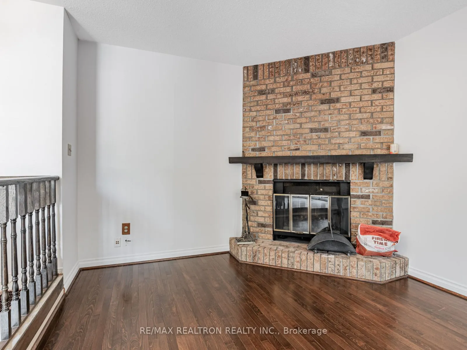 98 Rosedale Heights Drive