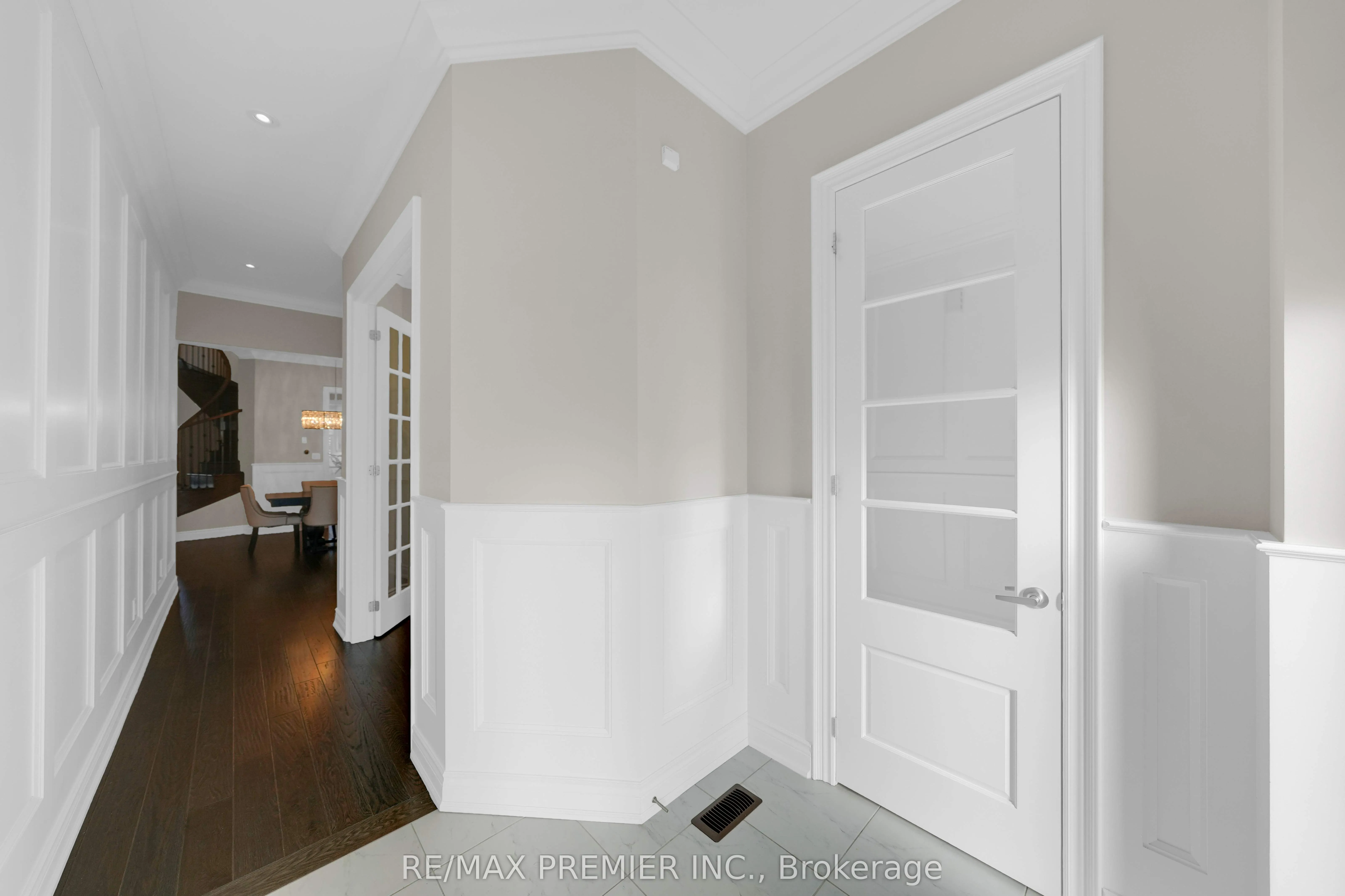 67 Garyscholl Road