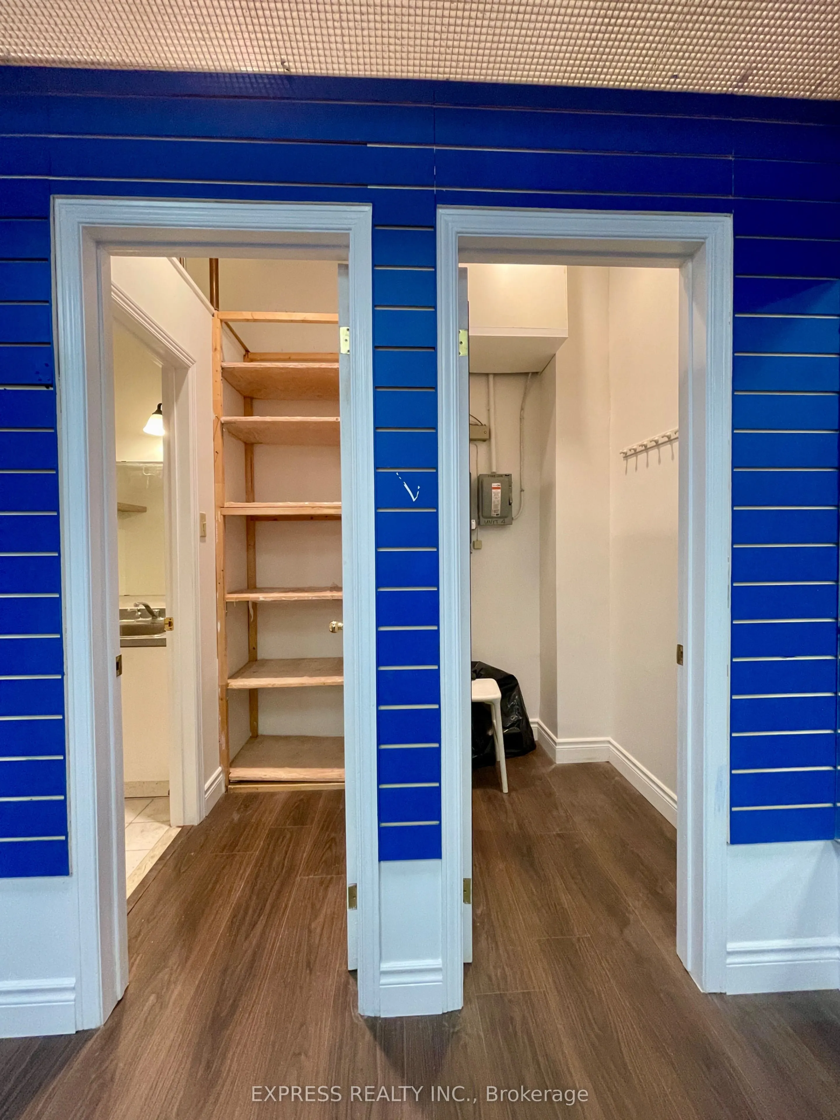 670 Hwy 7 E, #4