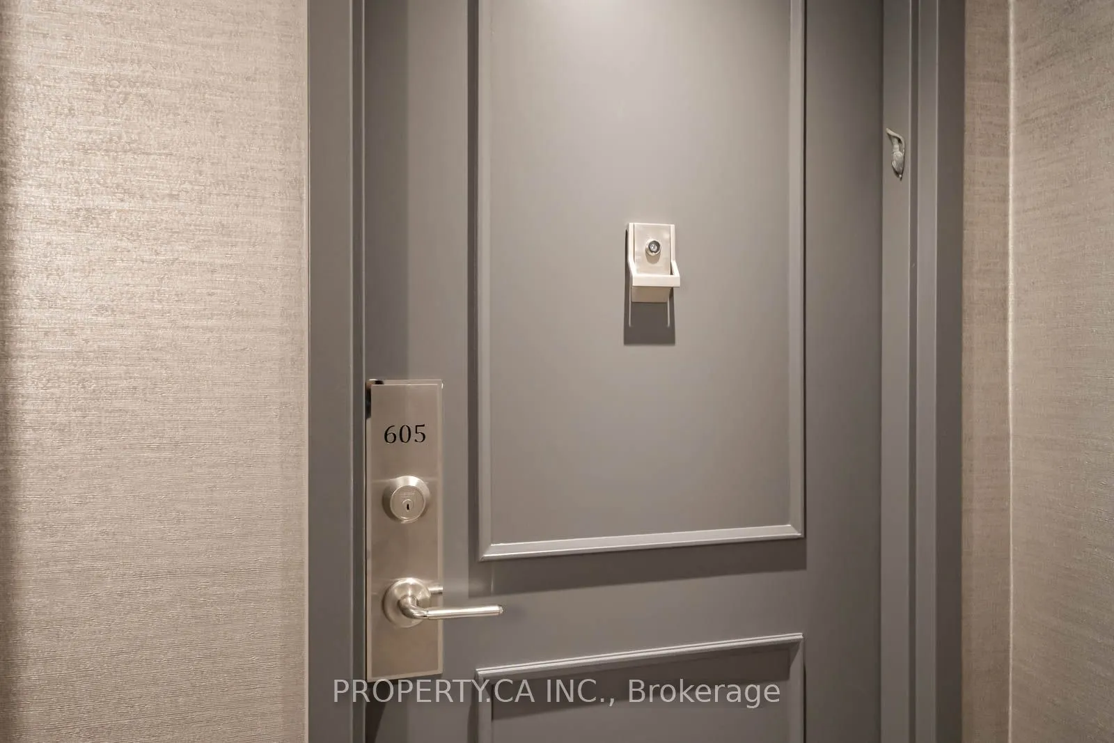 7460 Bathurst Street, #605