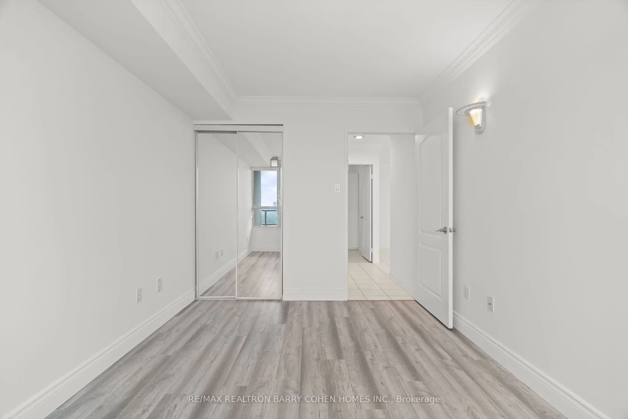 11 Townsgate Drive, #1204