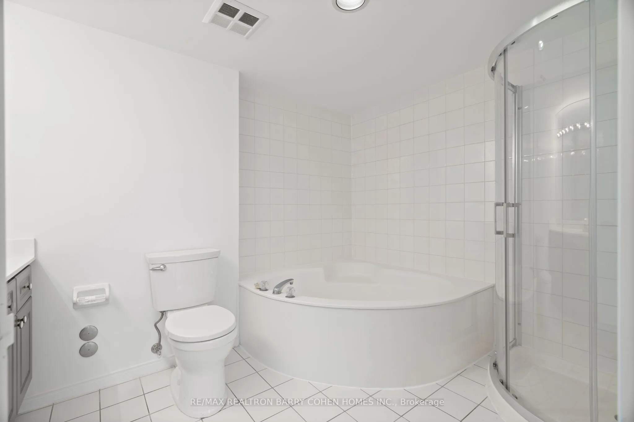 11 Townsgate Drive, #1204