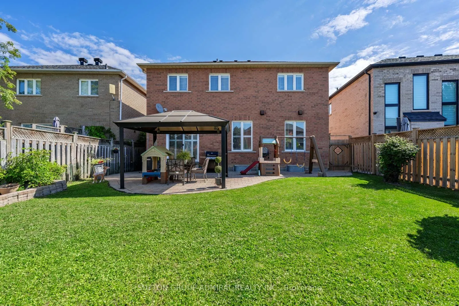 16 Appleview Road