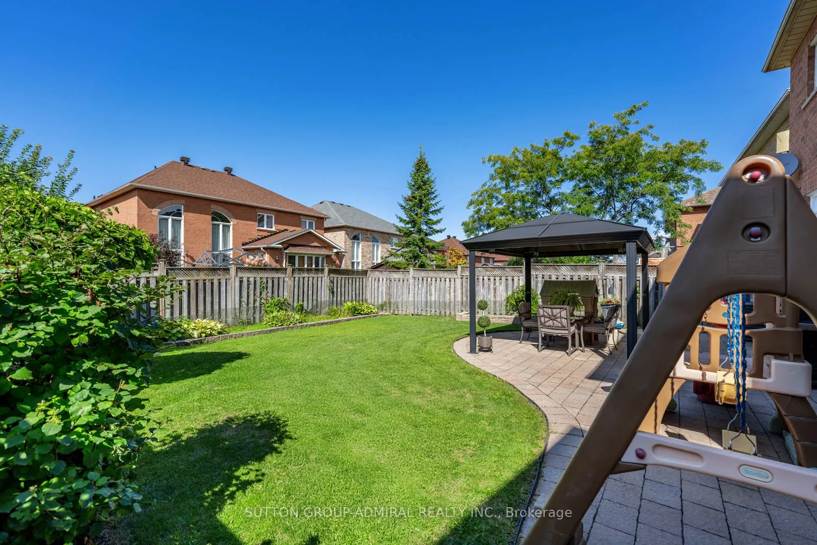 16 Appleview Road