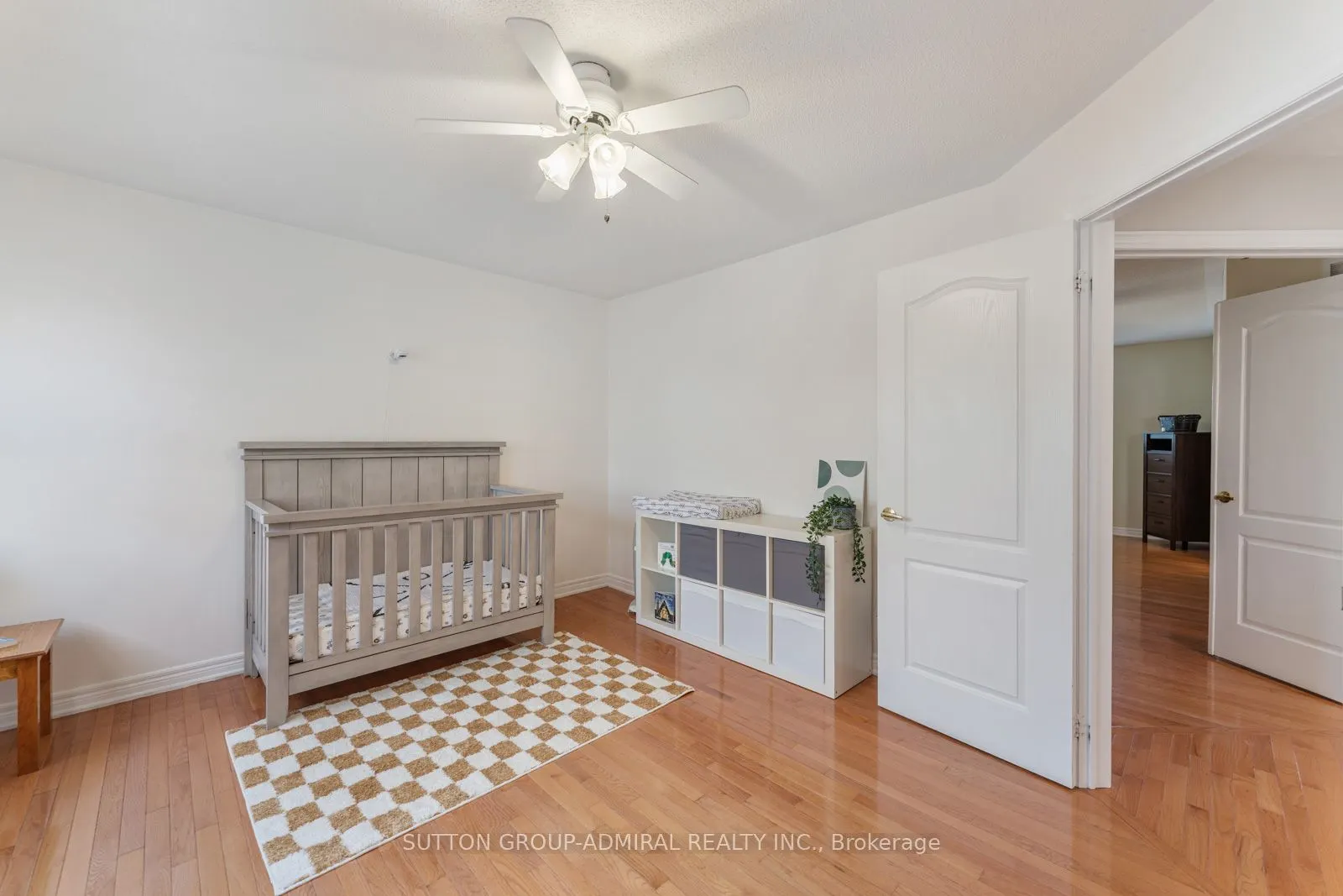 16 Appleview Road