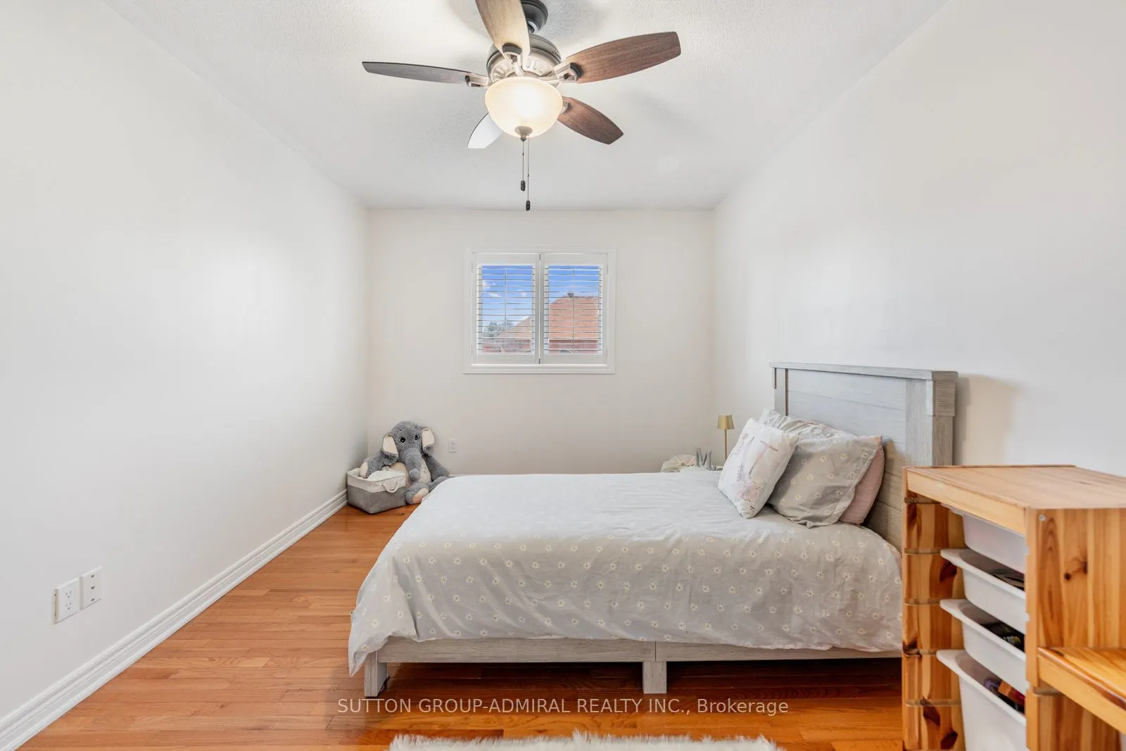 16 Appleview Road