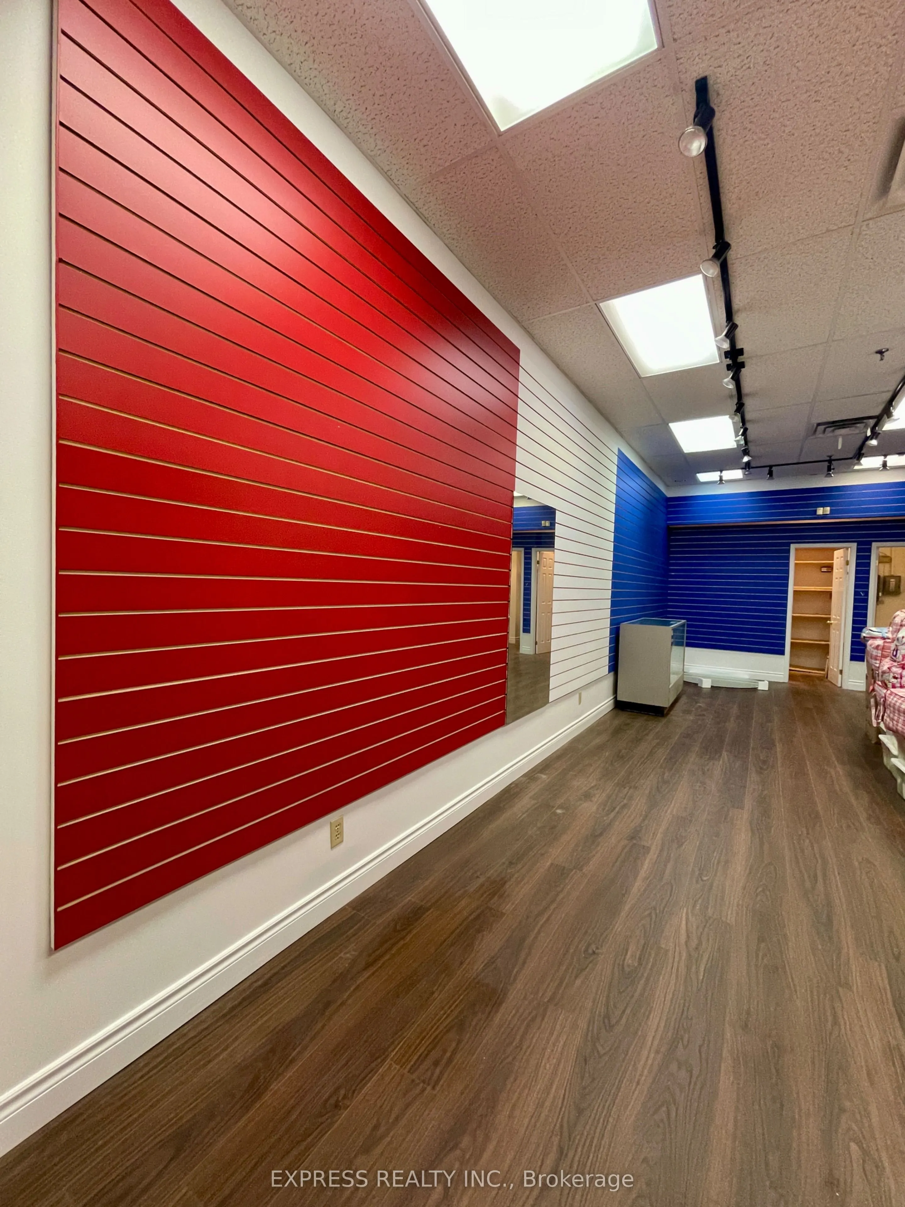 670 Hwy 7 E, #4