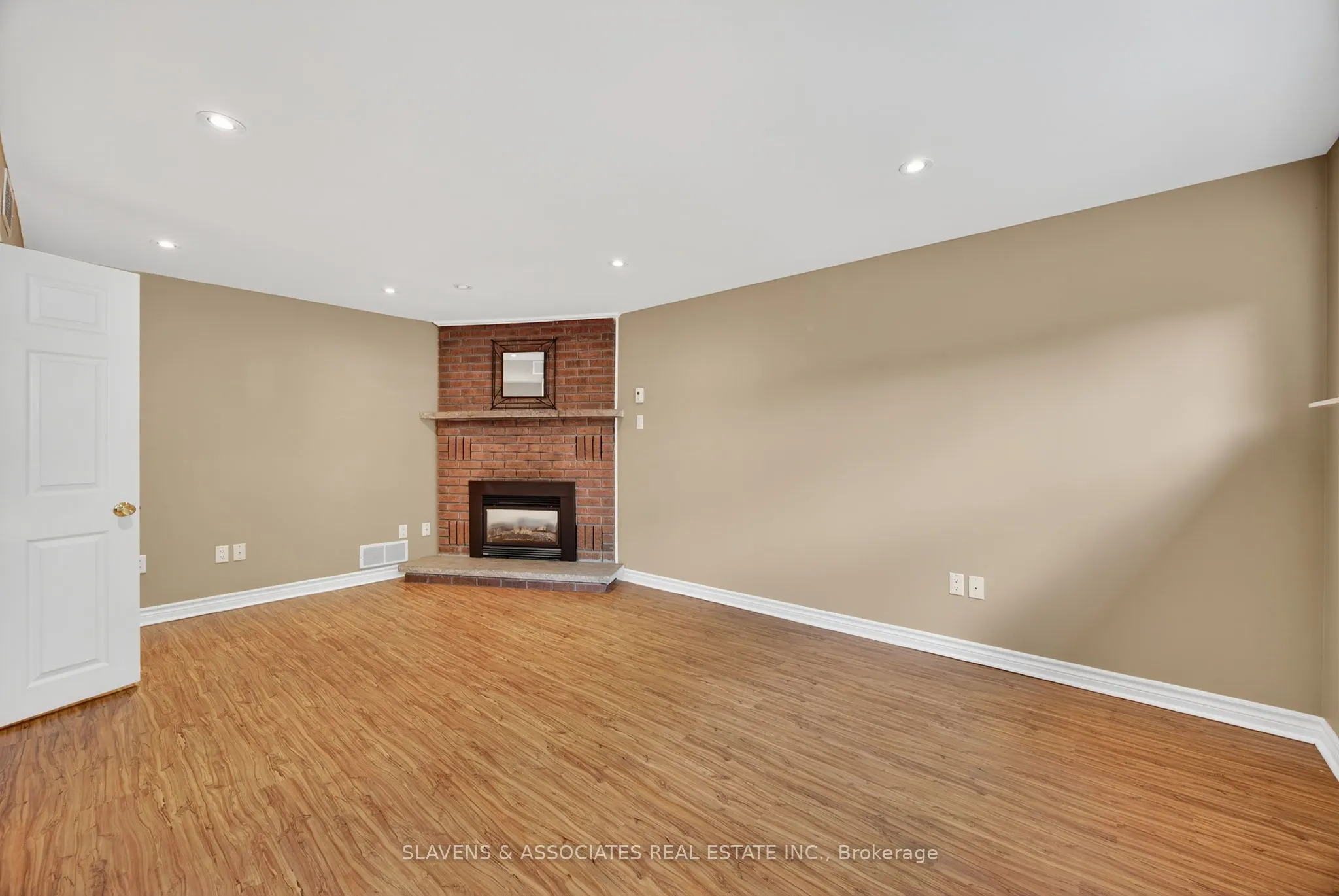 5 Rogers Road