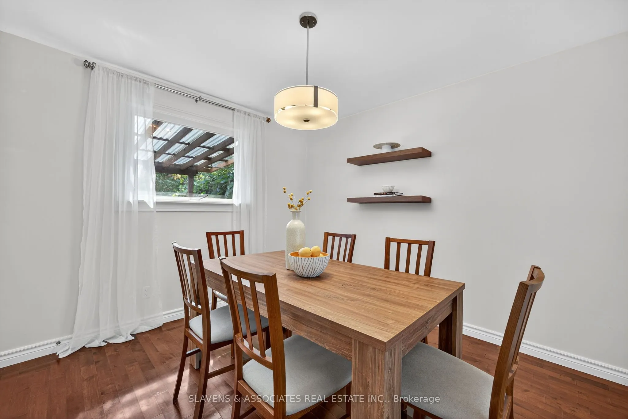 5 Rogers Road