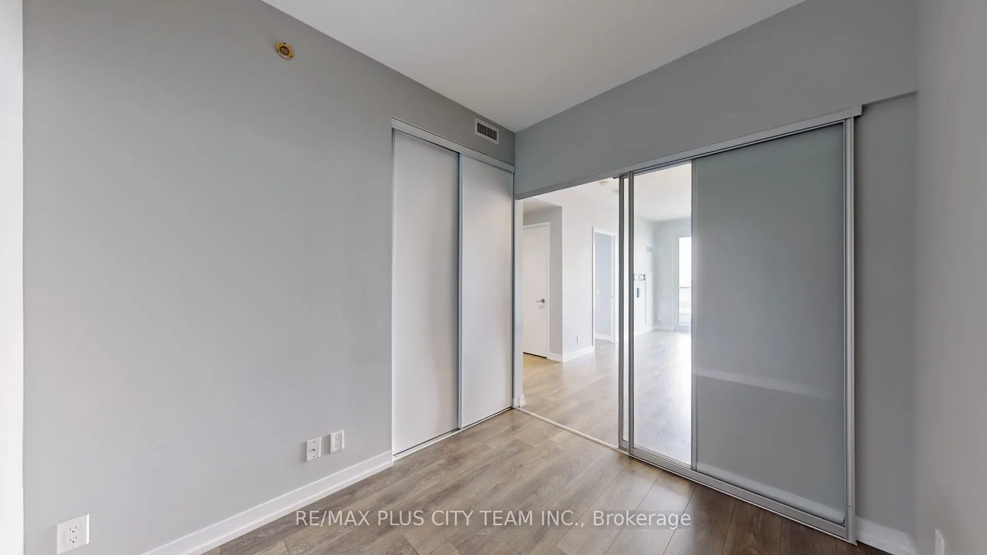 950 Portage Parkway, #4215