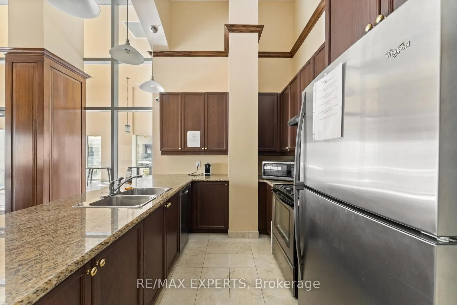 83 Woodbridge Avenue, #506