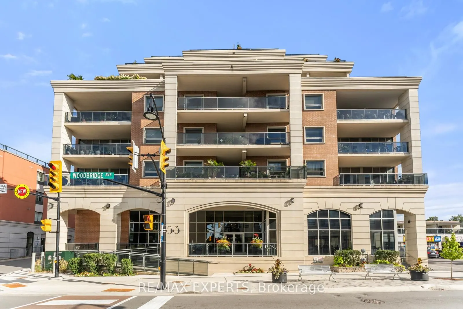 83 Woodbridge Avenue, #506