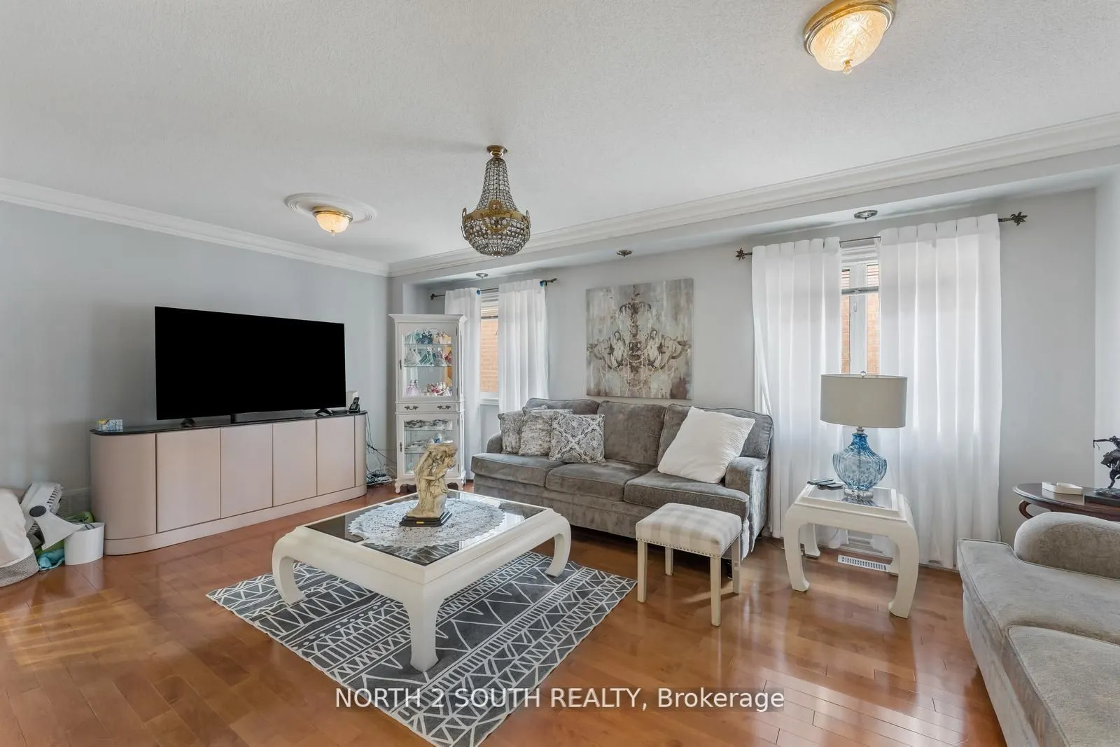 121 Royal Pine Avenue