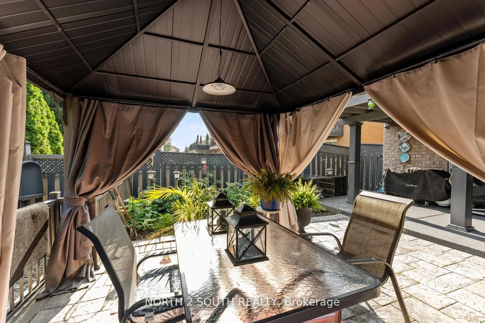 121 Royal Pine Avenue