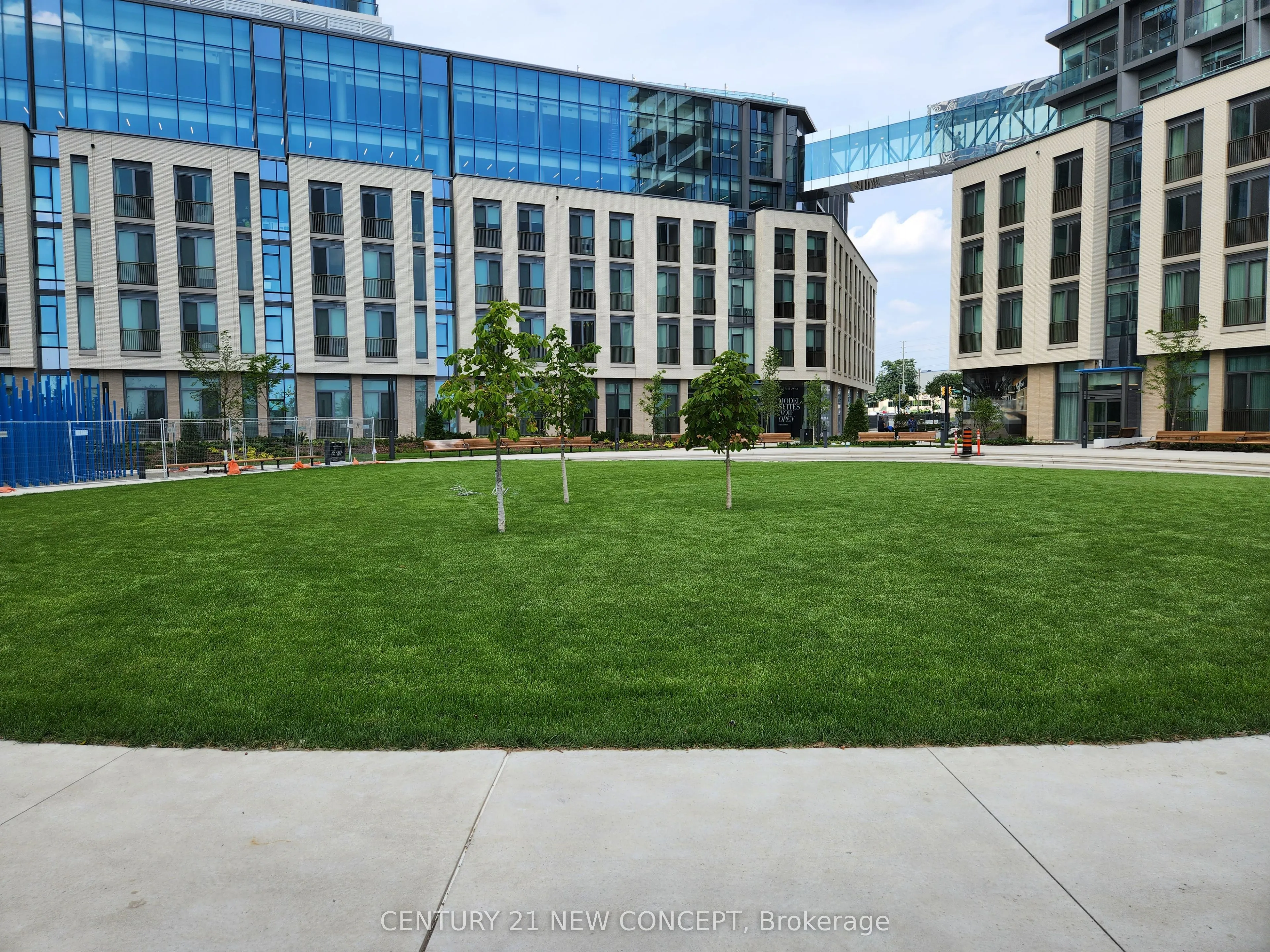 1000 Portage Parkway, #2712