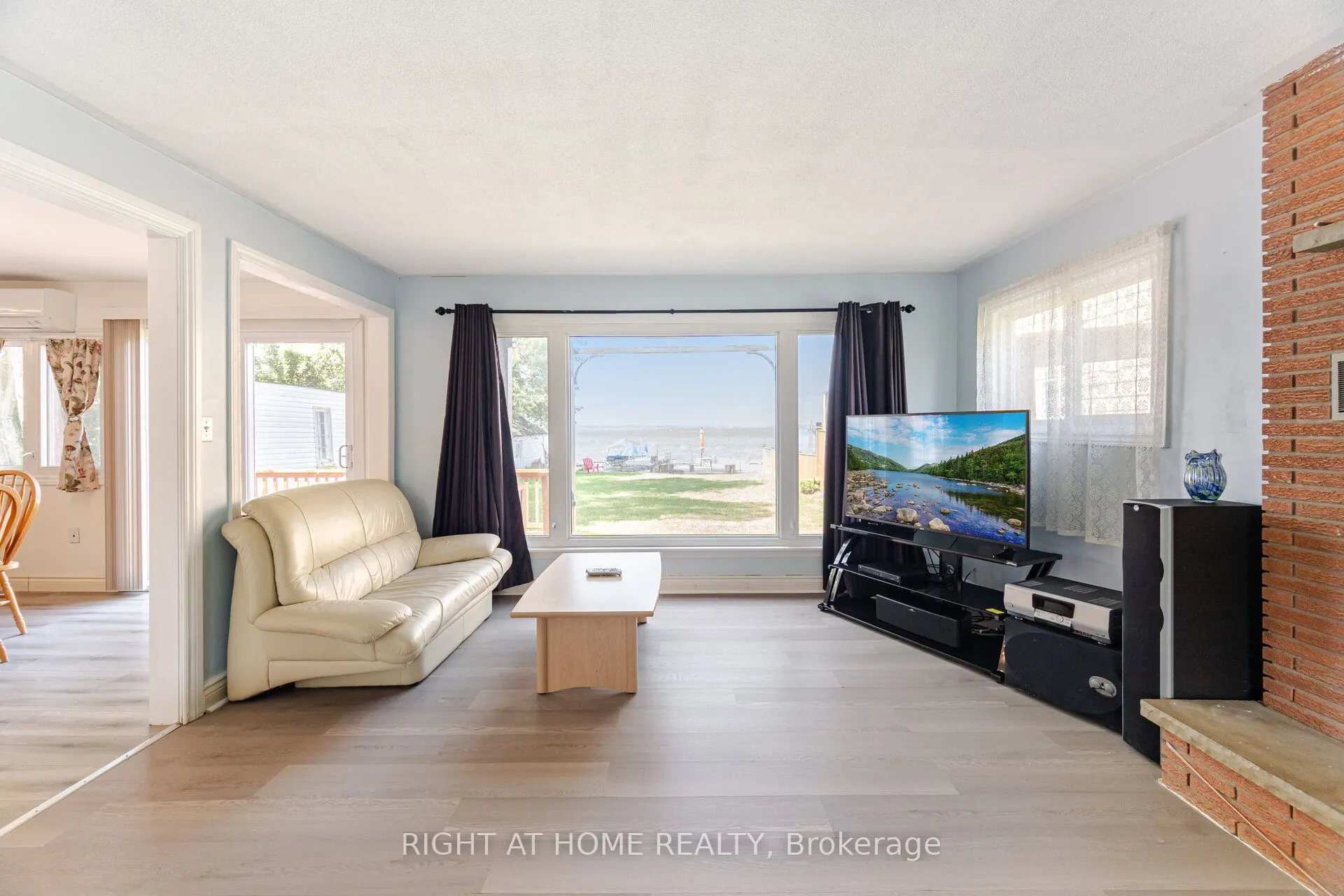 428 Lake Drive S