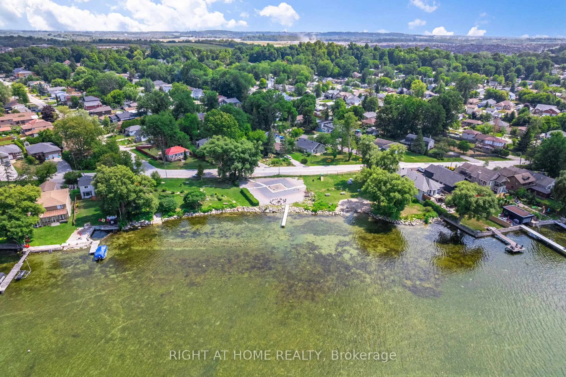 428 Lake Drive S