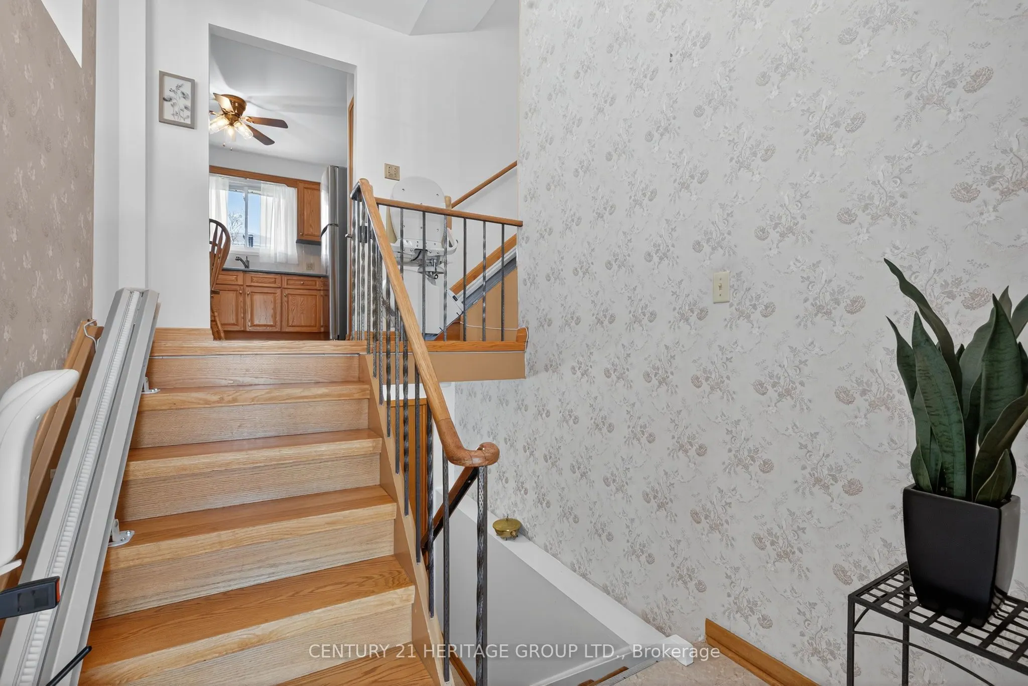 392 Colborne Street