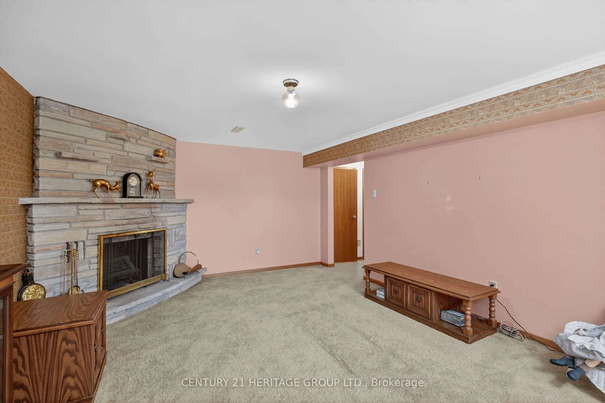 392 Colborne Street