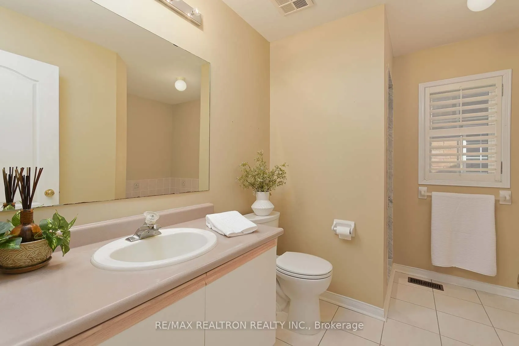 86 Ballymore Drive