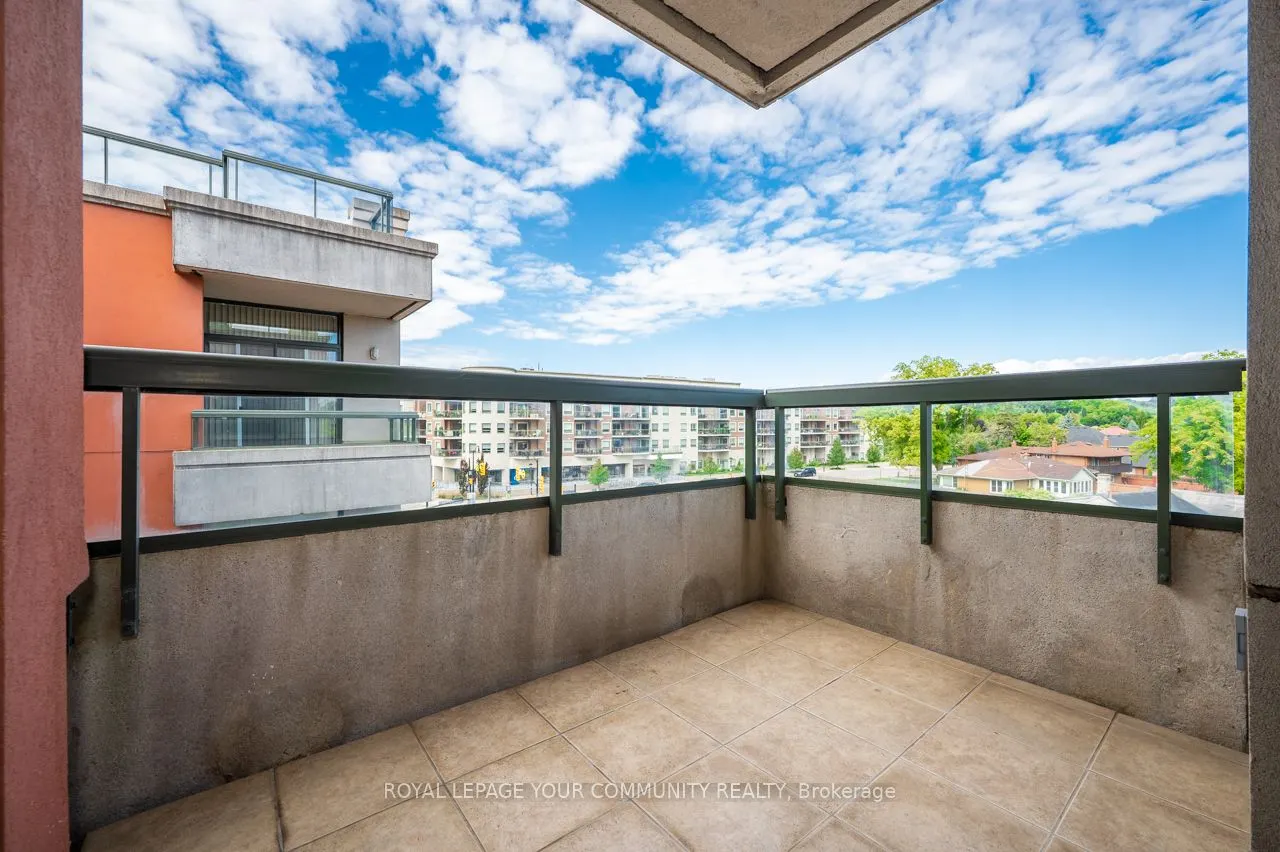 53 Woodbridge Avenue, #411