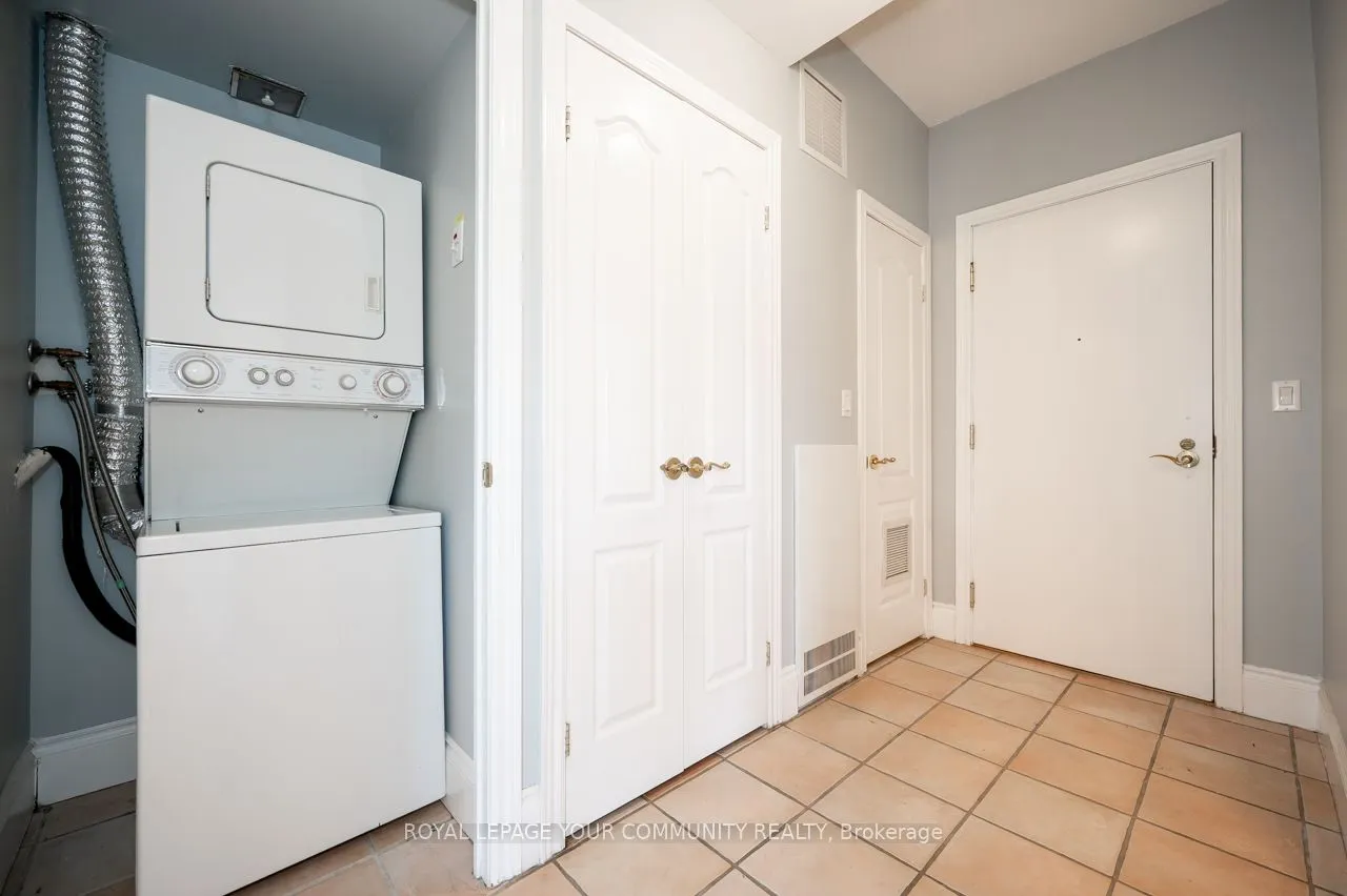 53 Woodbridge Avenue, #411