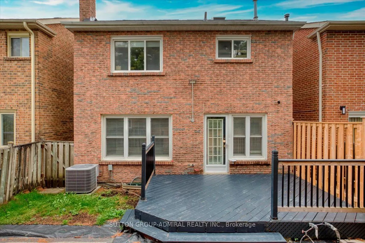 193 Glenmanor Way