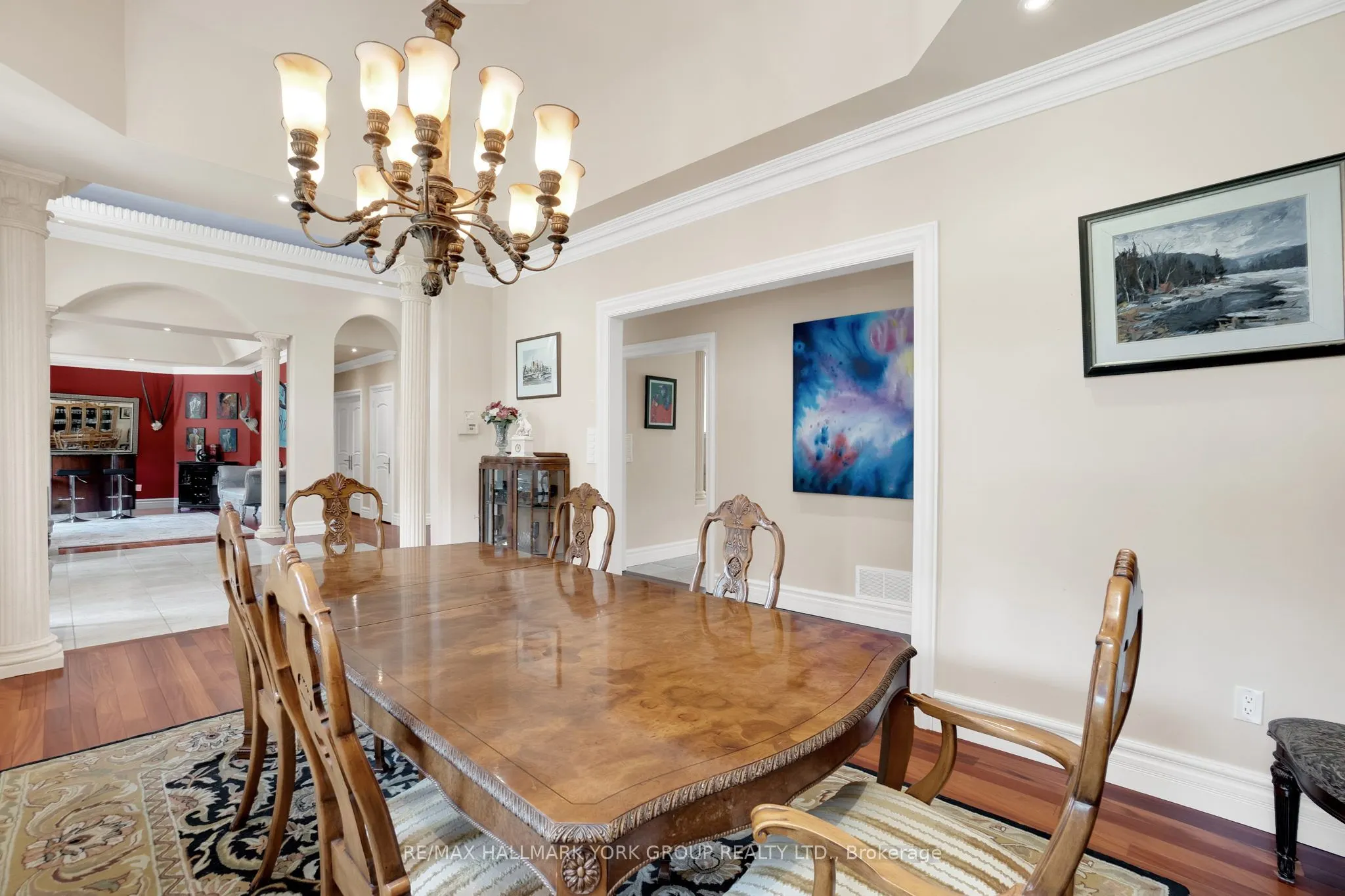 2 Kingswood Drive