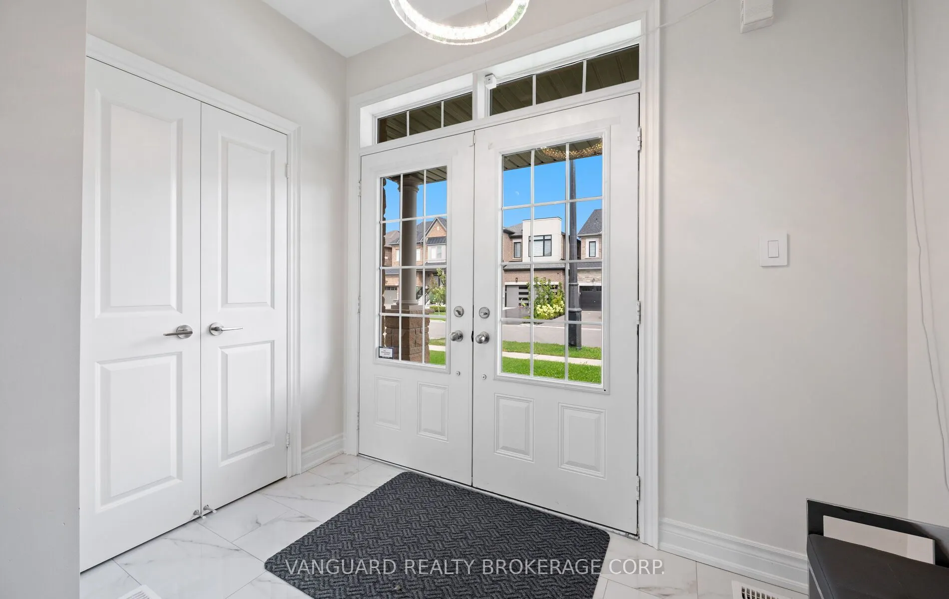 121 Alistair Crescent
