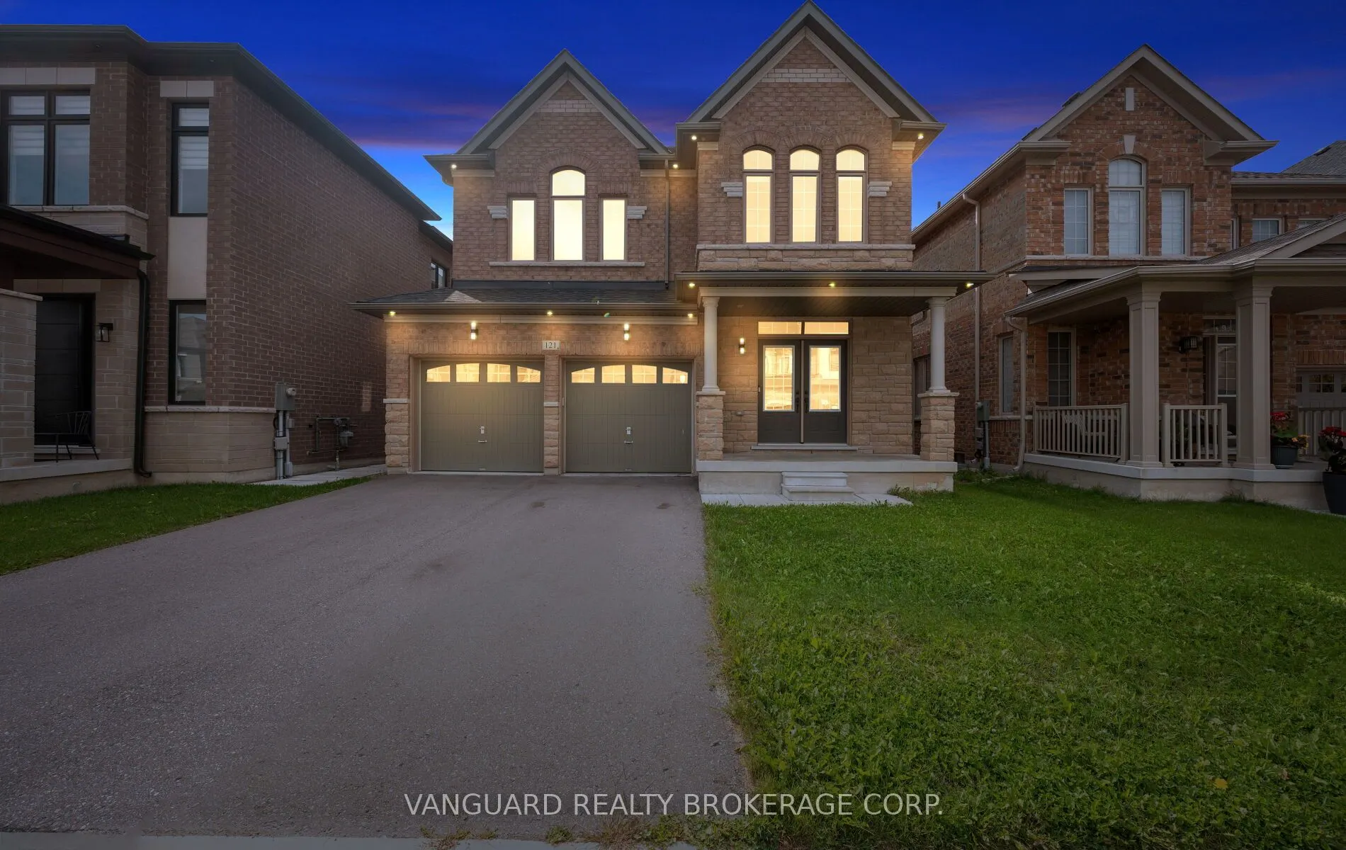 121 Alistair Crescent