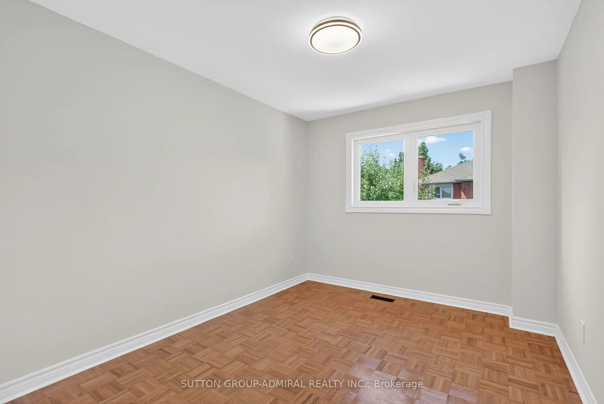 43 Keremeos Crescent