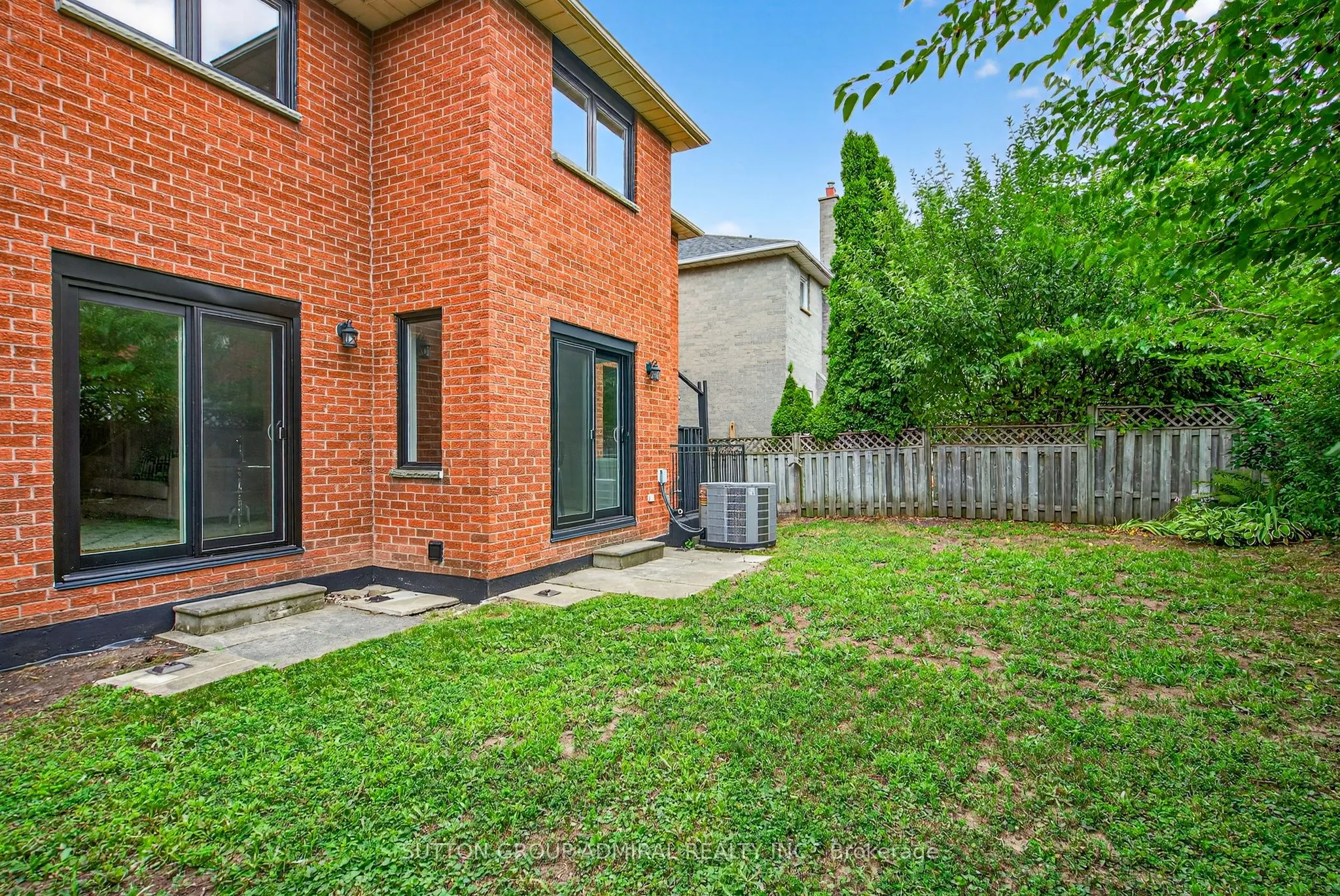 43 Keremeos Crescent