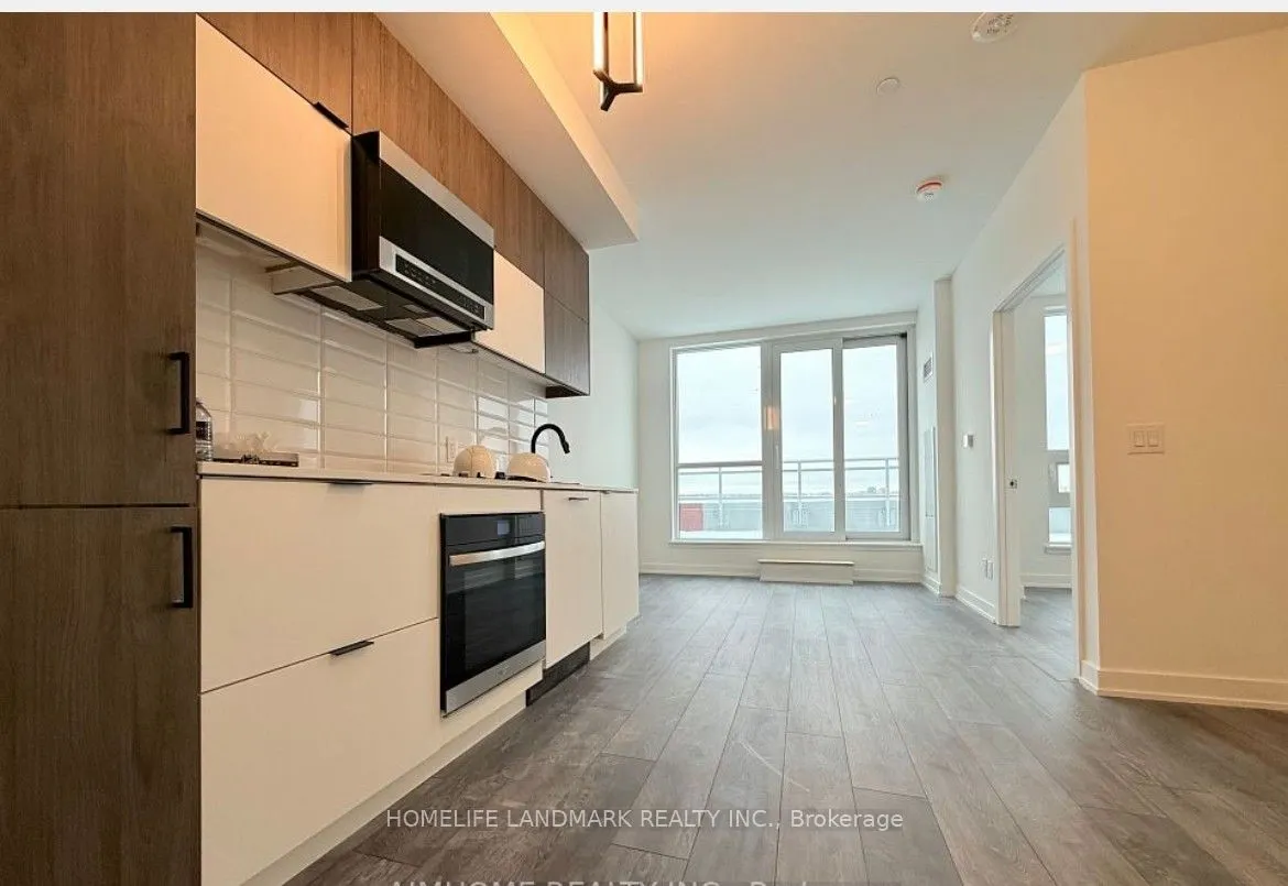 8888 Yonge Street, #713