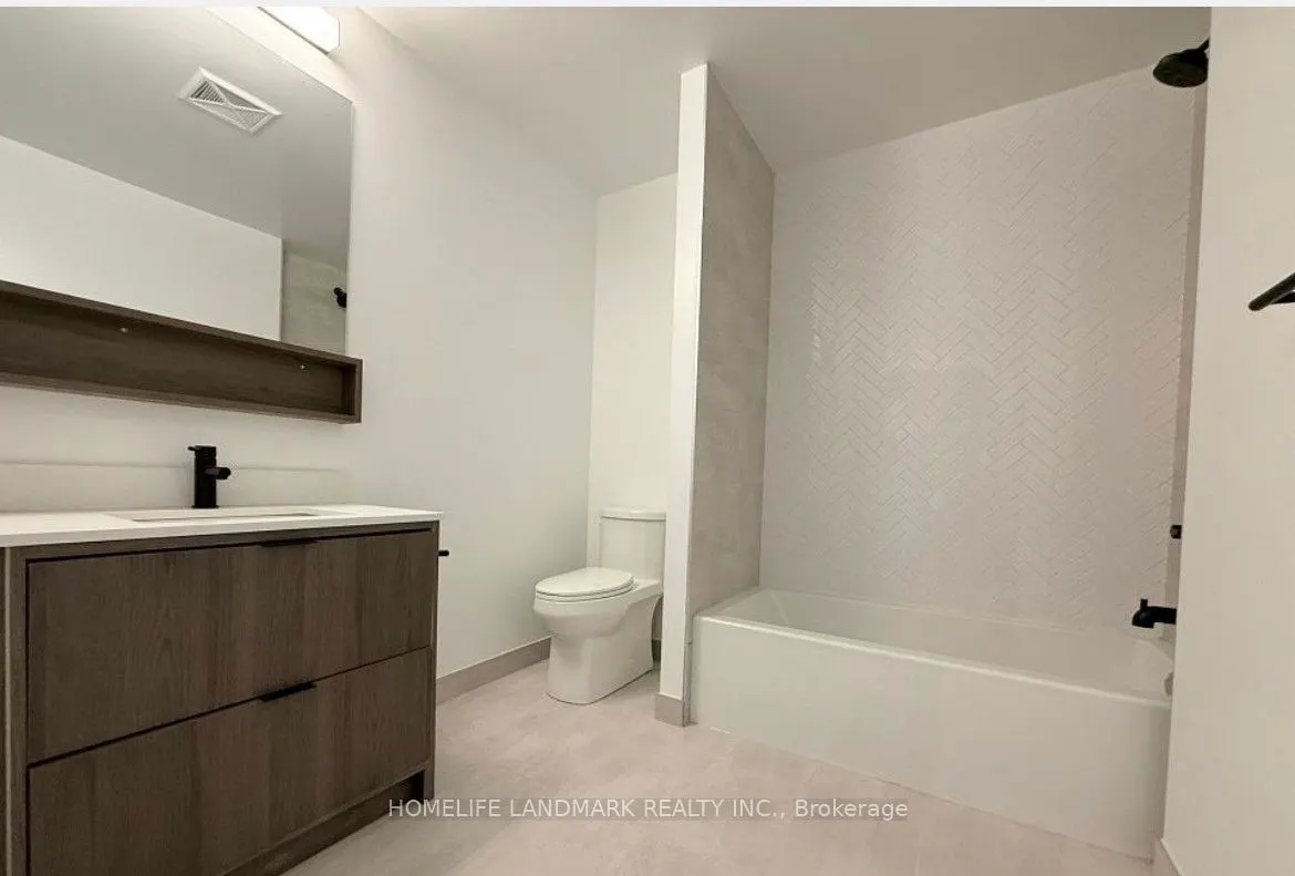 8888 Yonge Street, #713