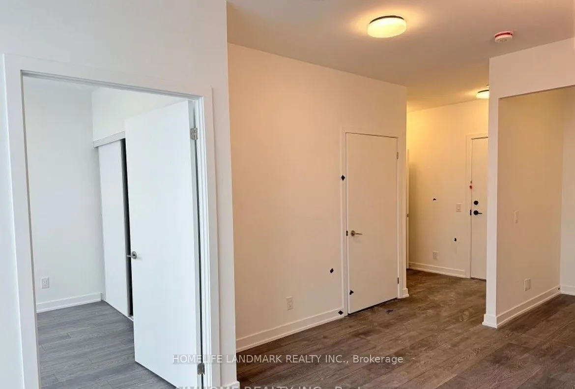 8888 Yonge Street, #713