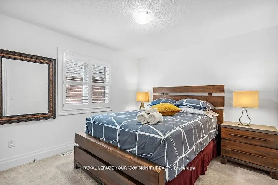 54 Prairie Grass Crescent
