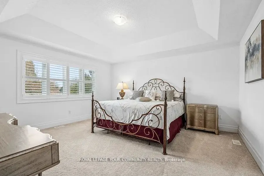 54 Prairie Grass Crescent