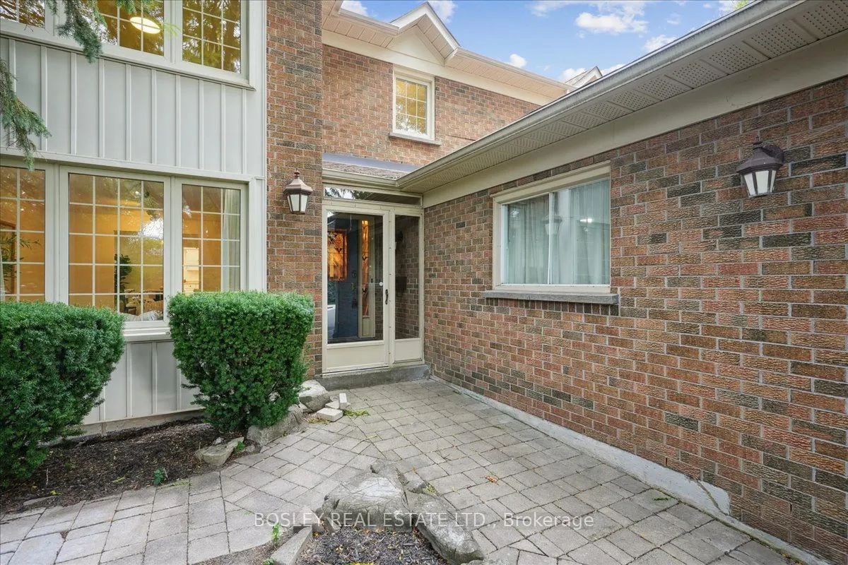 50 Simmons Crescent