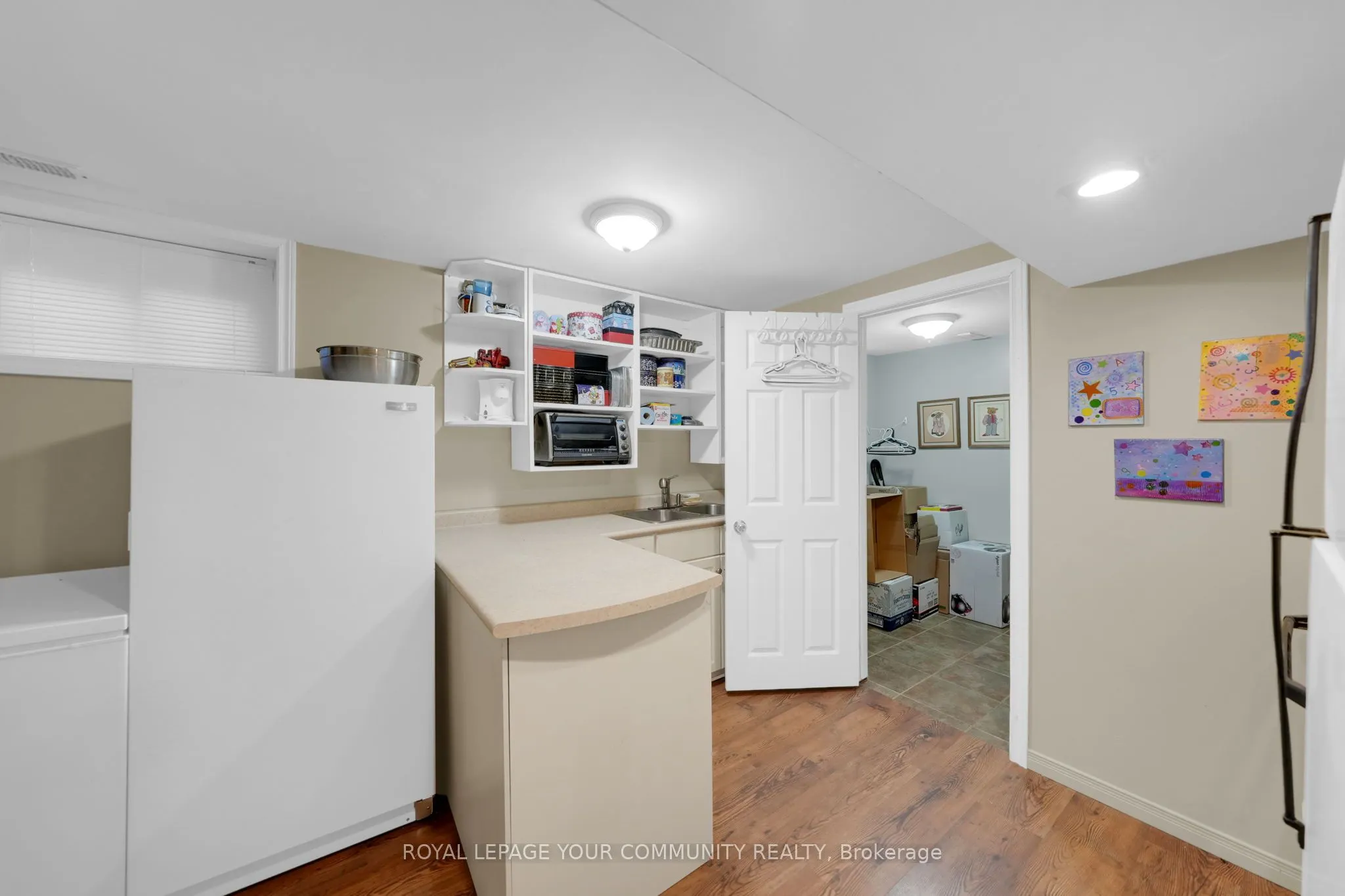 44 Beaverdale Crescent